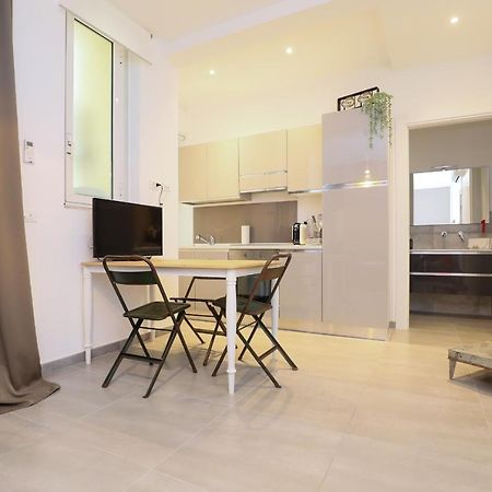 Centro Residenze Domus Sofiae Apartment Genoa Luaran gambar